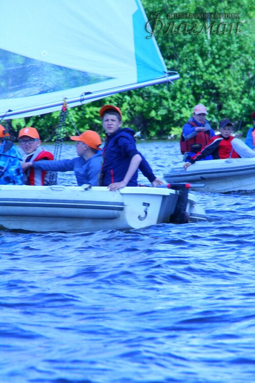 Фоторепортаж с парусной практики флотилии Флагман, прошедшей в июне 2017 года.